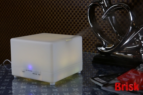 700ml Warm White Ultrasonic Aroma Diffuser