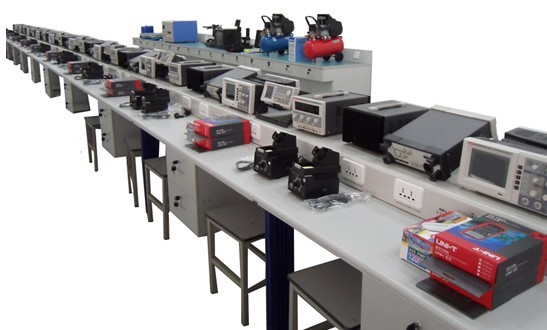 Electronics Workbench For Vocational Training Schools