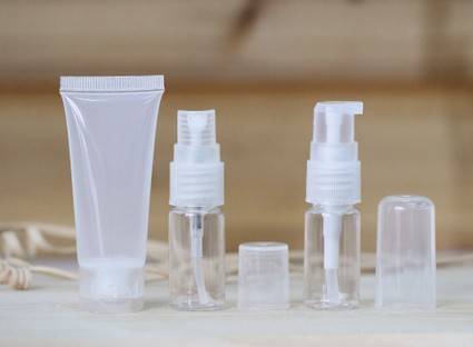 Elegant Cosmetic Refillable Travel Bottle Set