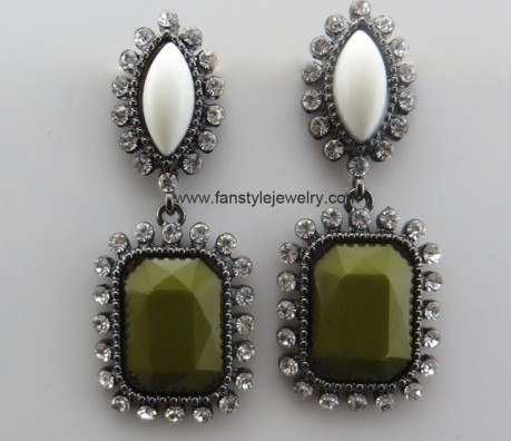 Fashion Rhinestone Earrings Wholesale From China