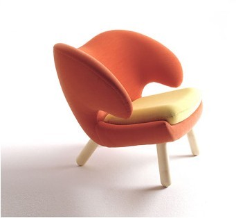 Finn Juhl Pelican Chair Ds702