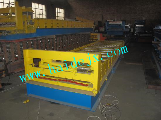 Haide C8 Roll Forming Machine For Russia