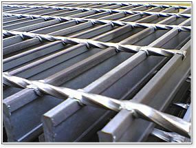 Heavy Duty Steel Grating Are Economical Have Excellent Load Characteristics