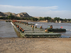 Hz Ribbon Pontoon Bridge Military Heavy Equipment