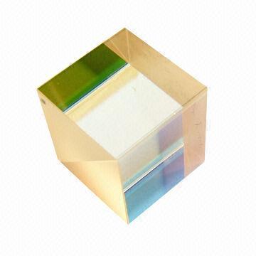 Pbs251 Polarization Beam Splitter Cube With 1000 1 Extinction Ratio