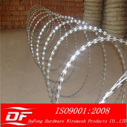 Razor Barbed Wire Hot Dip Galvanized Safe Fence