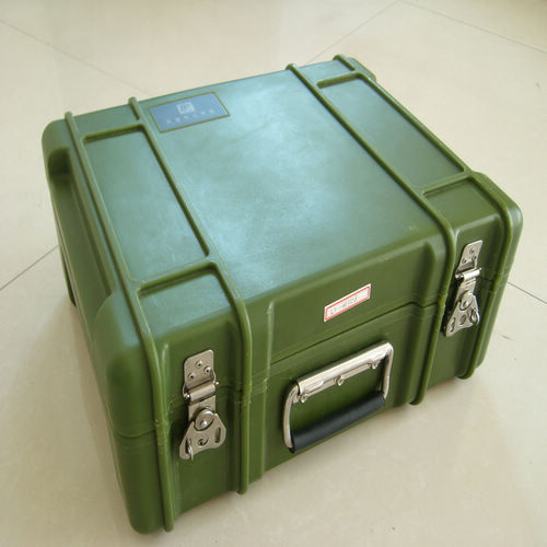 Rotomold Tool Box With Handle And Lips