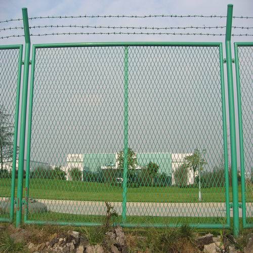 Wire Mesh Fence Manufacturer